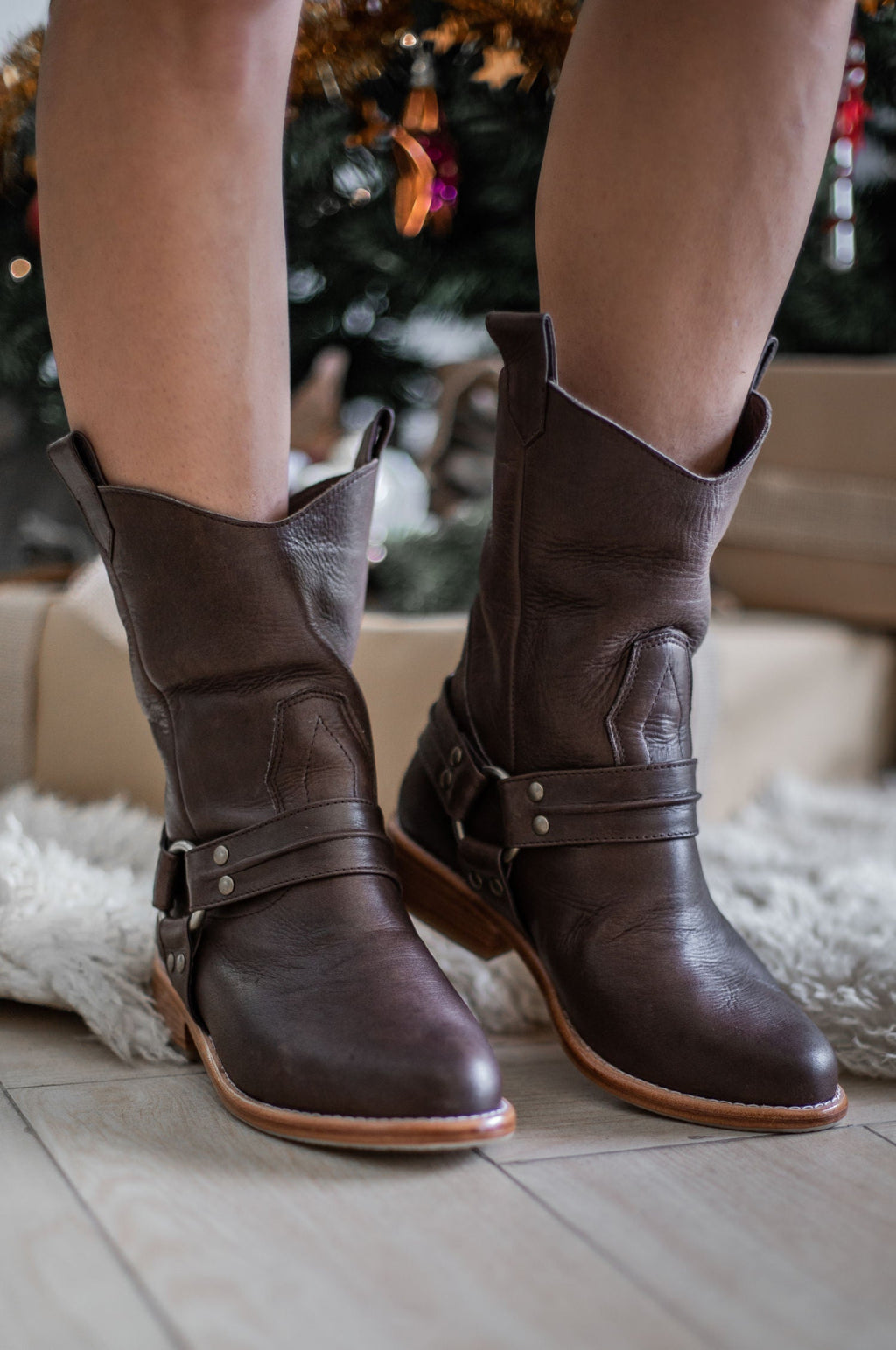 Buy Cali Leather Boots by Bali ELF