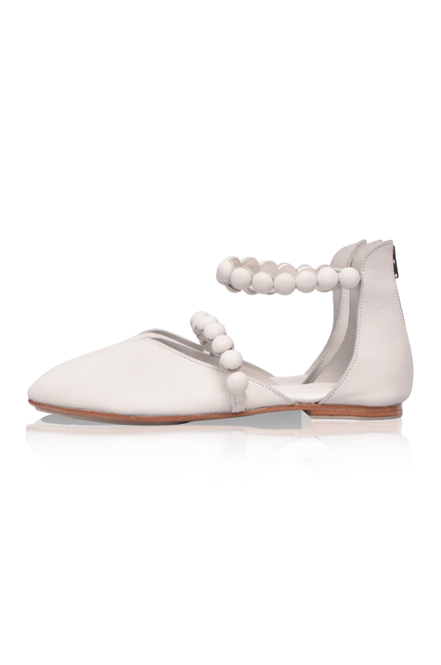 Buy Carmella Pointy Toe Leather Flats by Bali ELF
