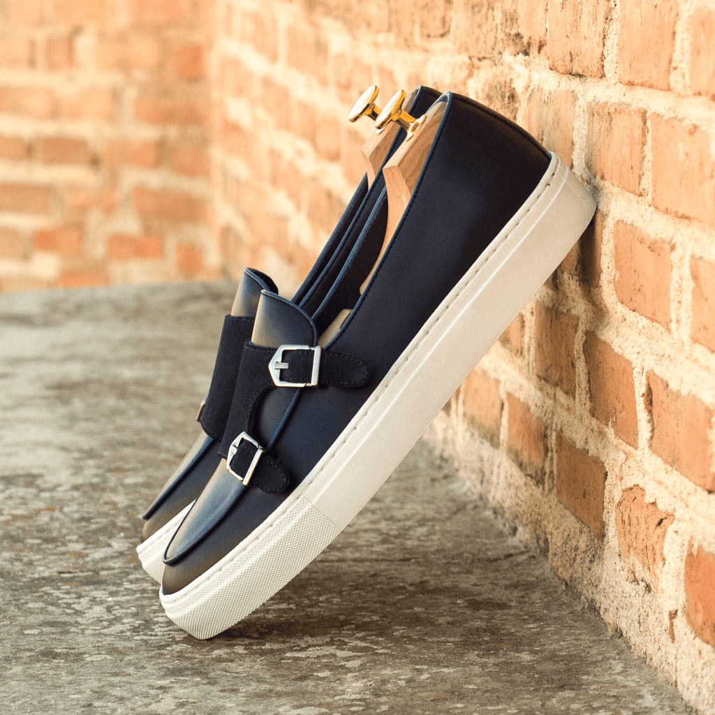 Buy Celsus monk sneaker by Que Shebley