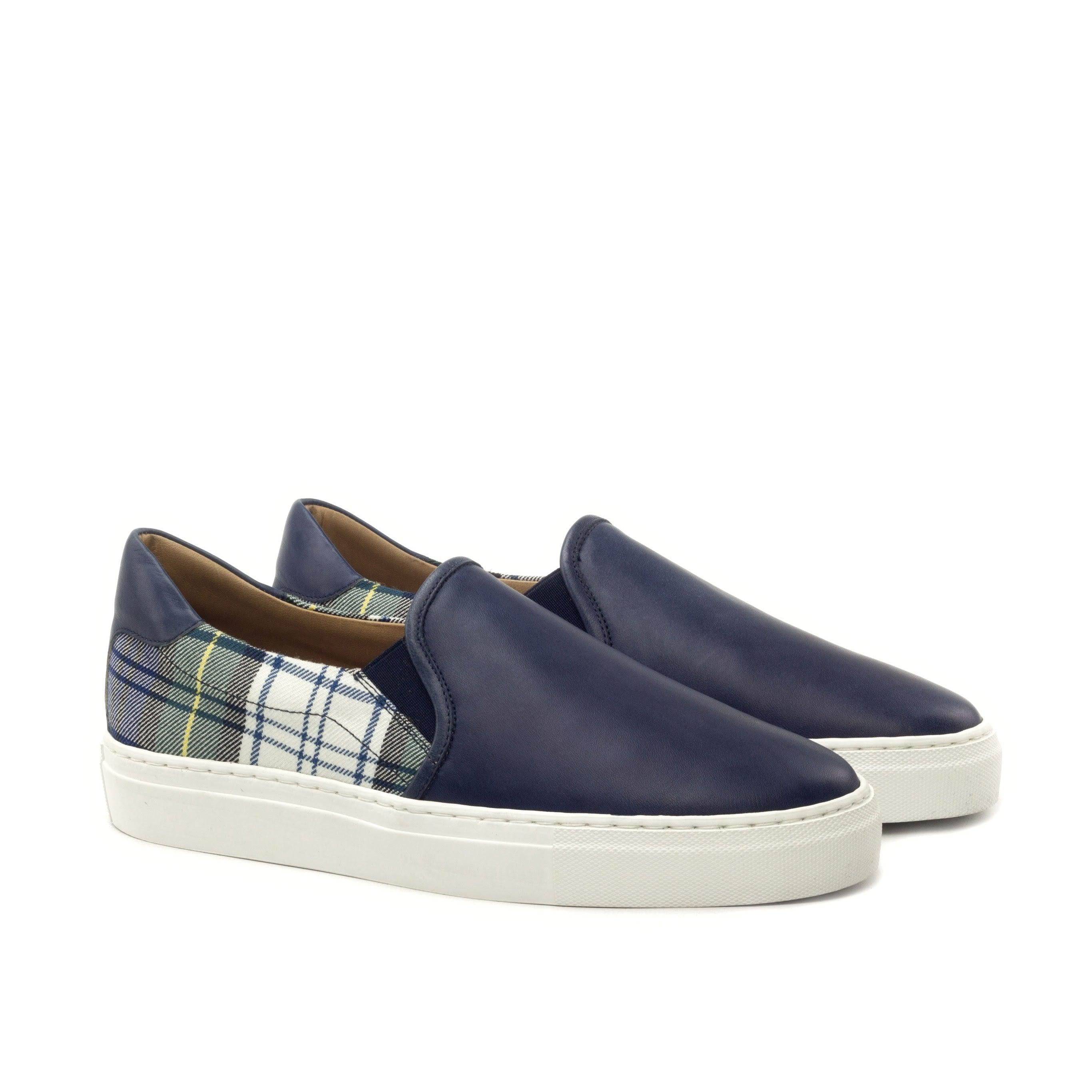 Buy Crito slip on sneaker by Que Shebley