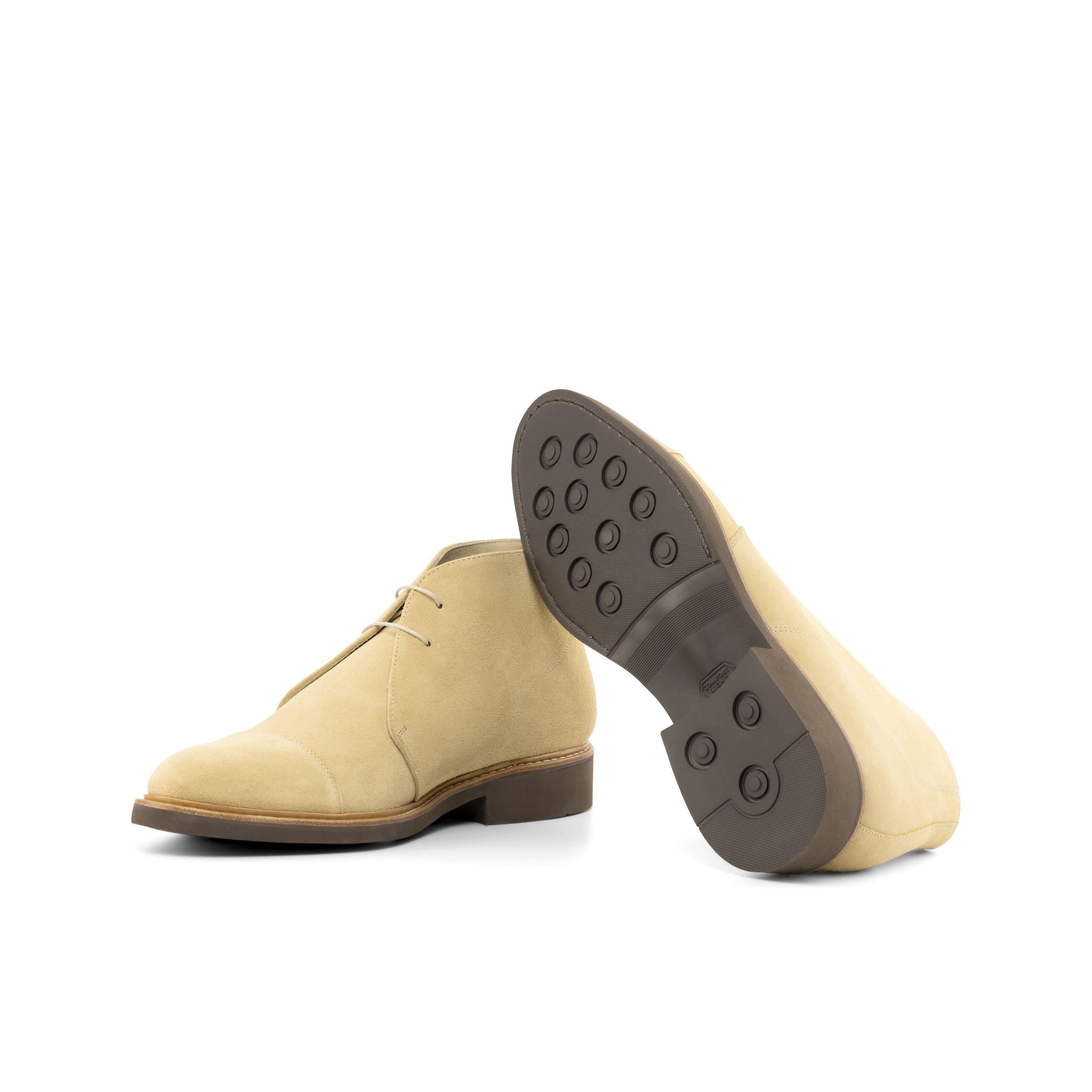 Buy Dandy Chukka Boots by Que Shebley
