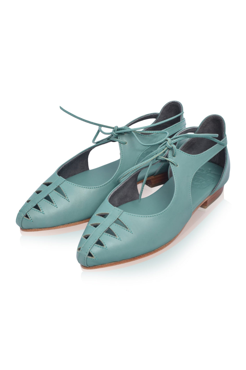 Buy Eden Pointy Toe Ballet Flats by Bali ELF