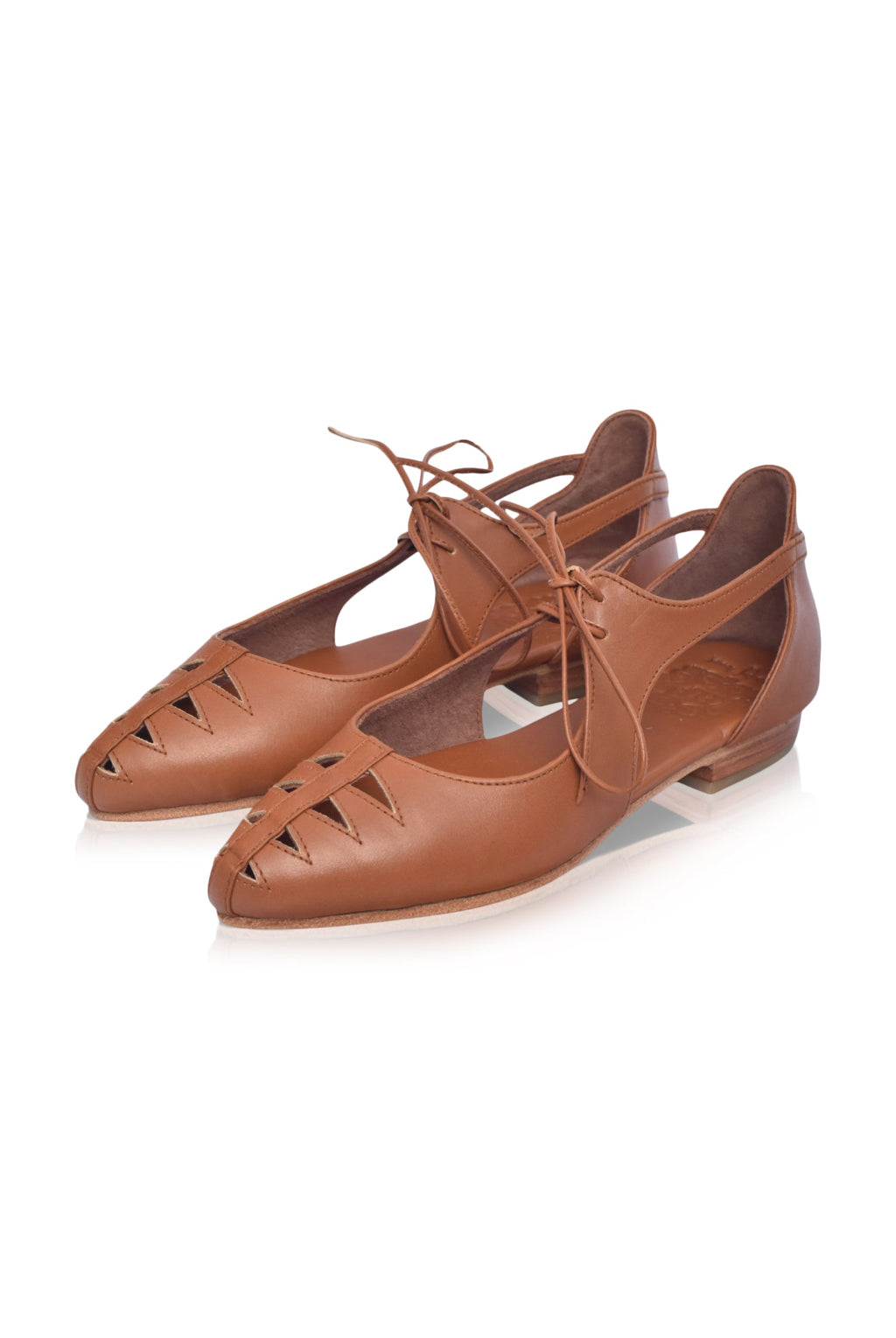 Buy Eden Pointy Toe Ballet Flats by Bali ELF