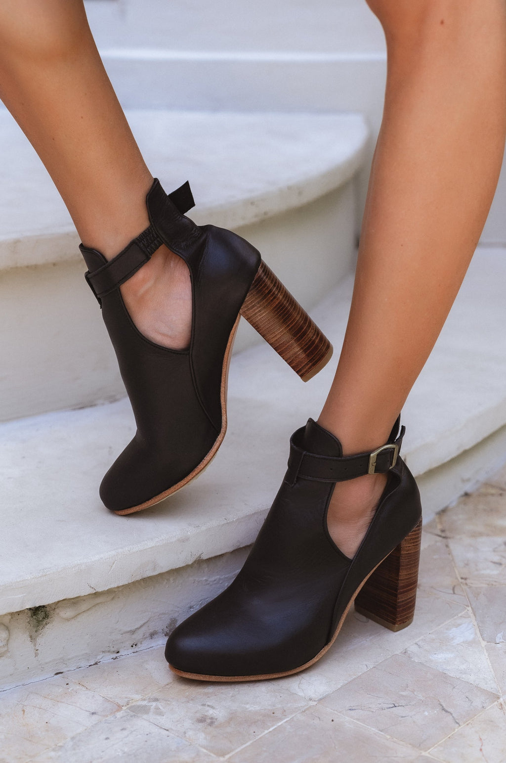 Buy Everlast Leather Booties by Bali ELF