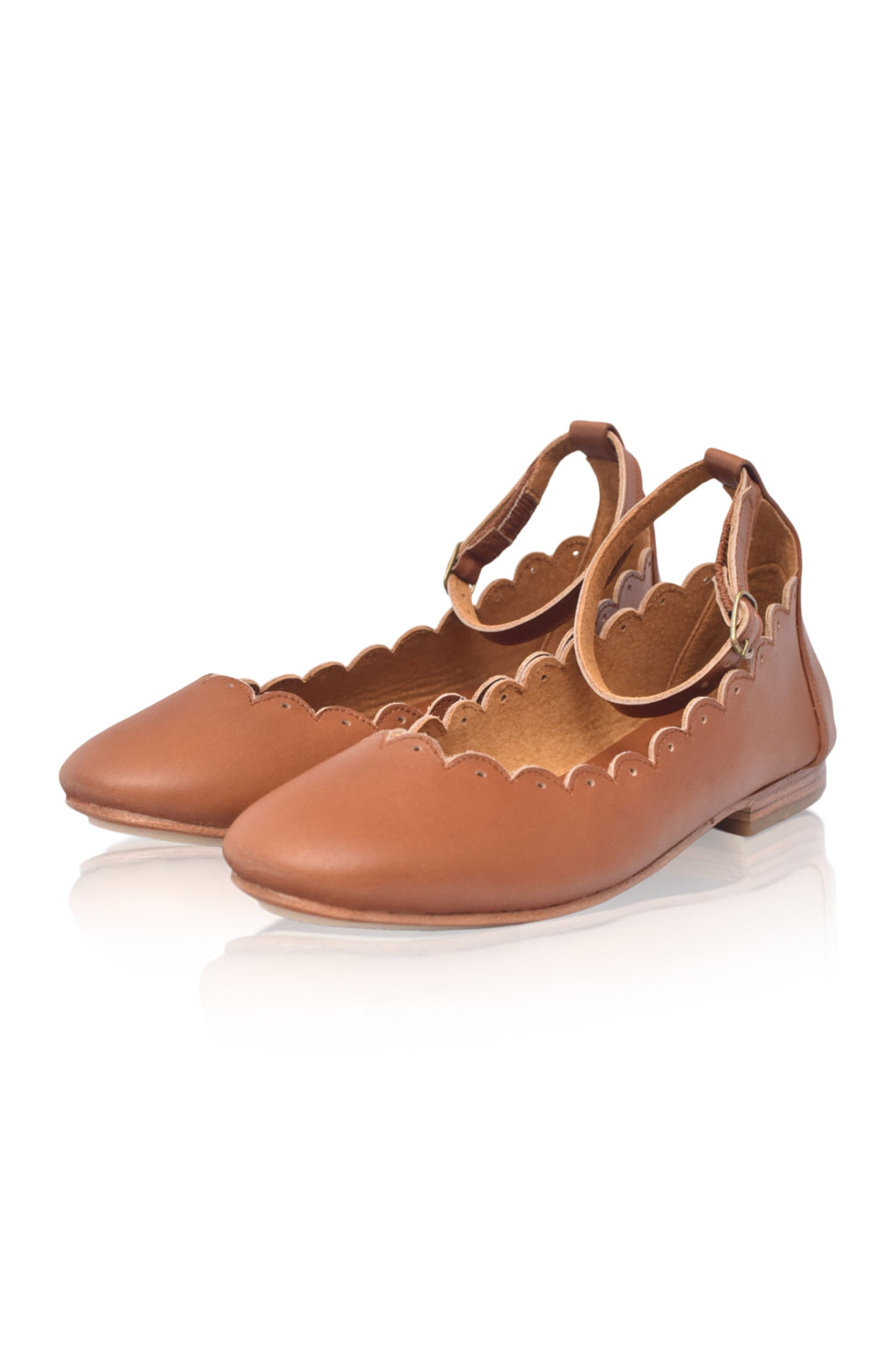 Buy Fleur Scalloped Leather Ballet Flats by Bali ELF