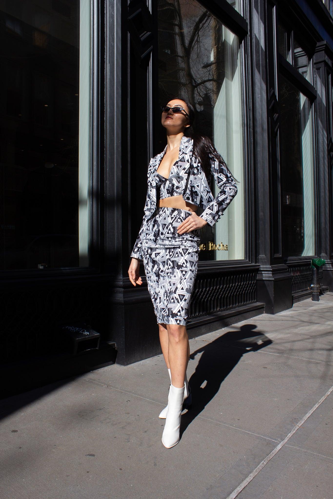 Buy Amour Geometric Pencil Skirt – Stylish Women’s Fitted Skirt by Le Réussi®