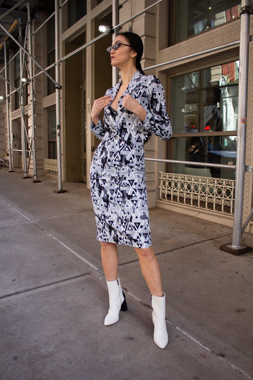 Buy Amour Geometric Pencil Skirt – Stylish Women’s Fitted Skirt by Le Réussi®