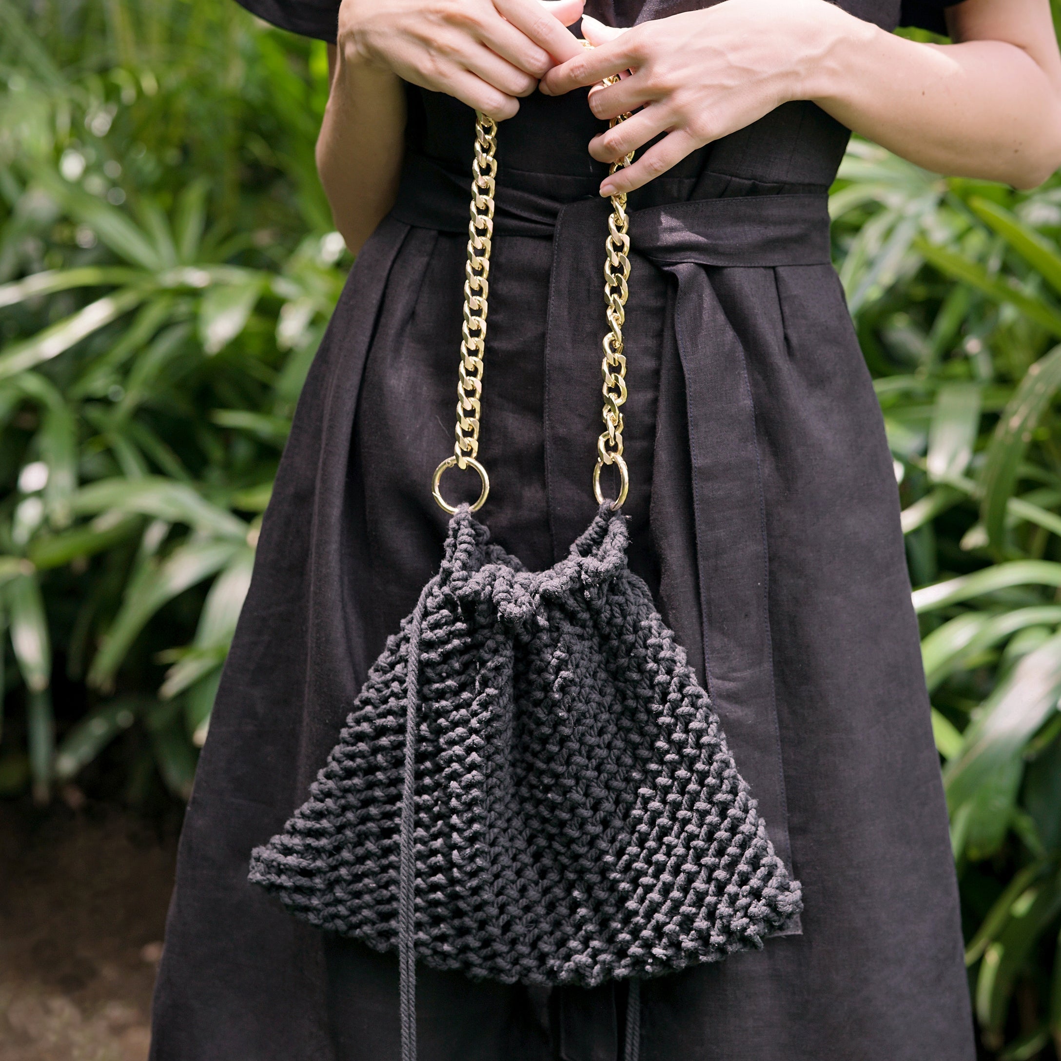 LYON Macrame Tote Bag in Black