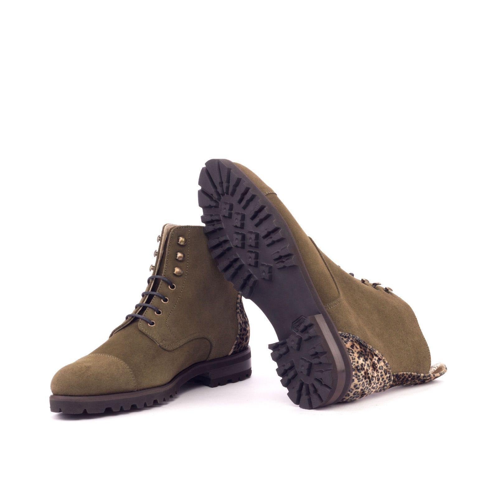 Buy Layal Ladies Captoe Boots by Que Shebley