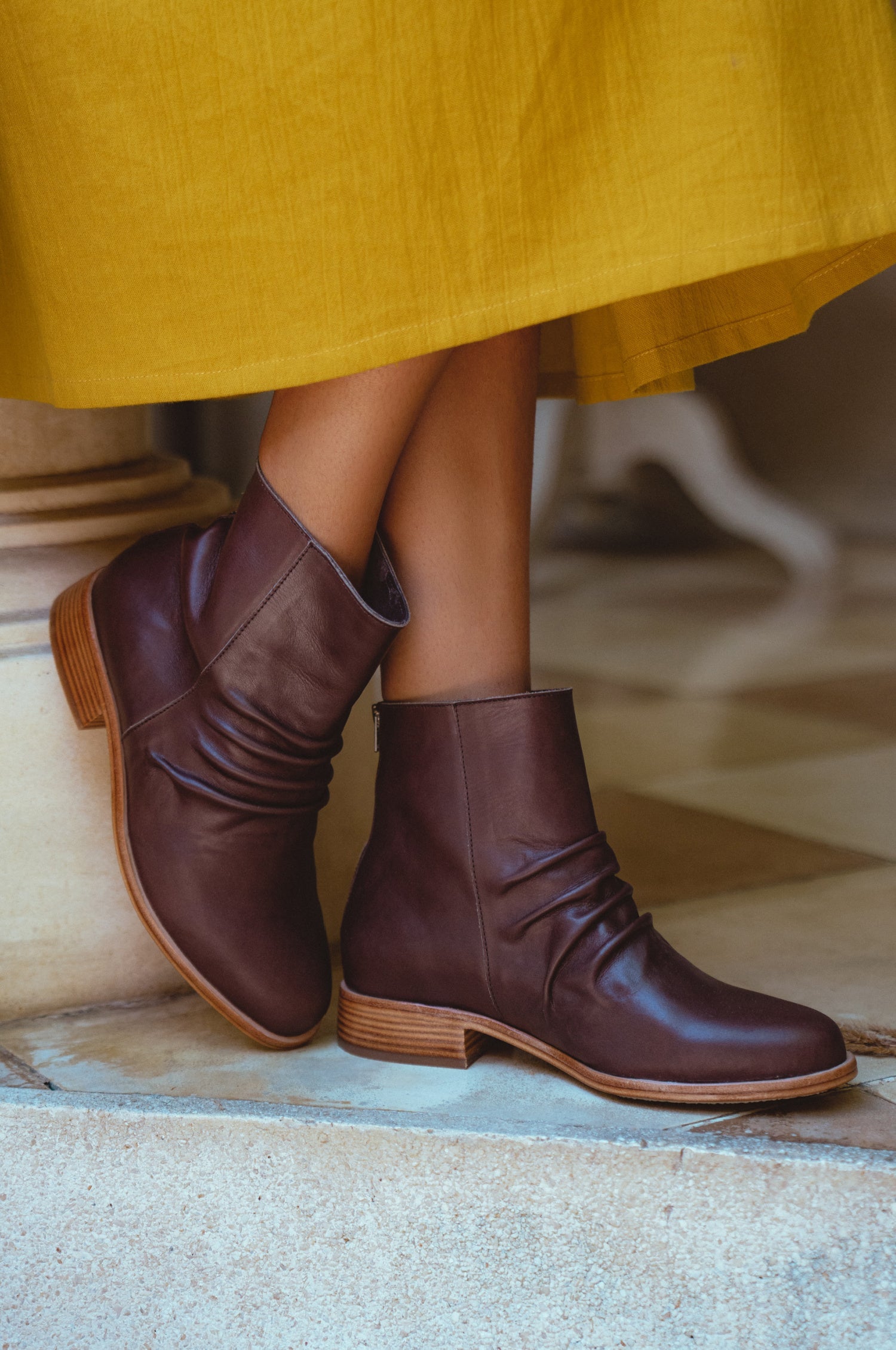 Buy Moondream Chelsea Leather Boots by Bali ELF