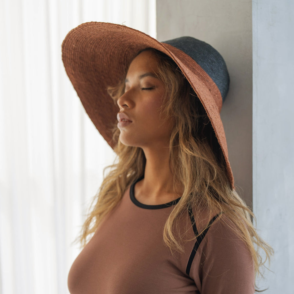 The Riri Duo Jute Straw Hat in Burnt Sienna & Black