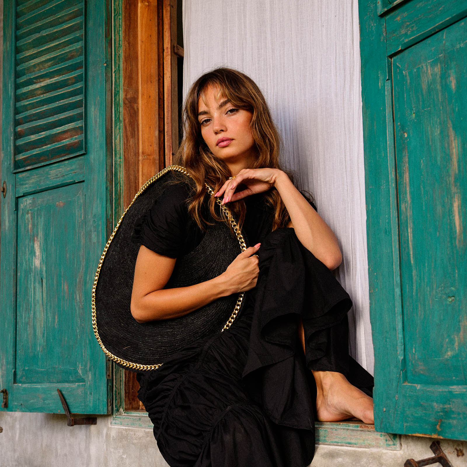 The Solo Fig Large Black Jute Bag With Gold Chain