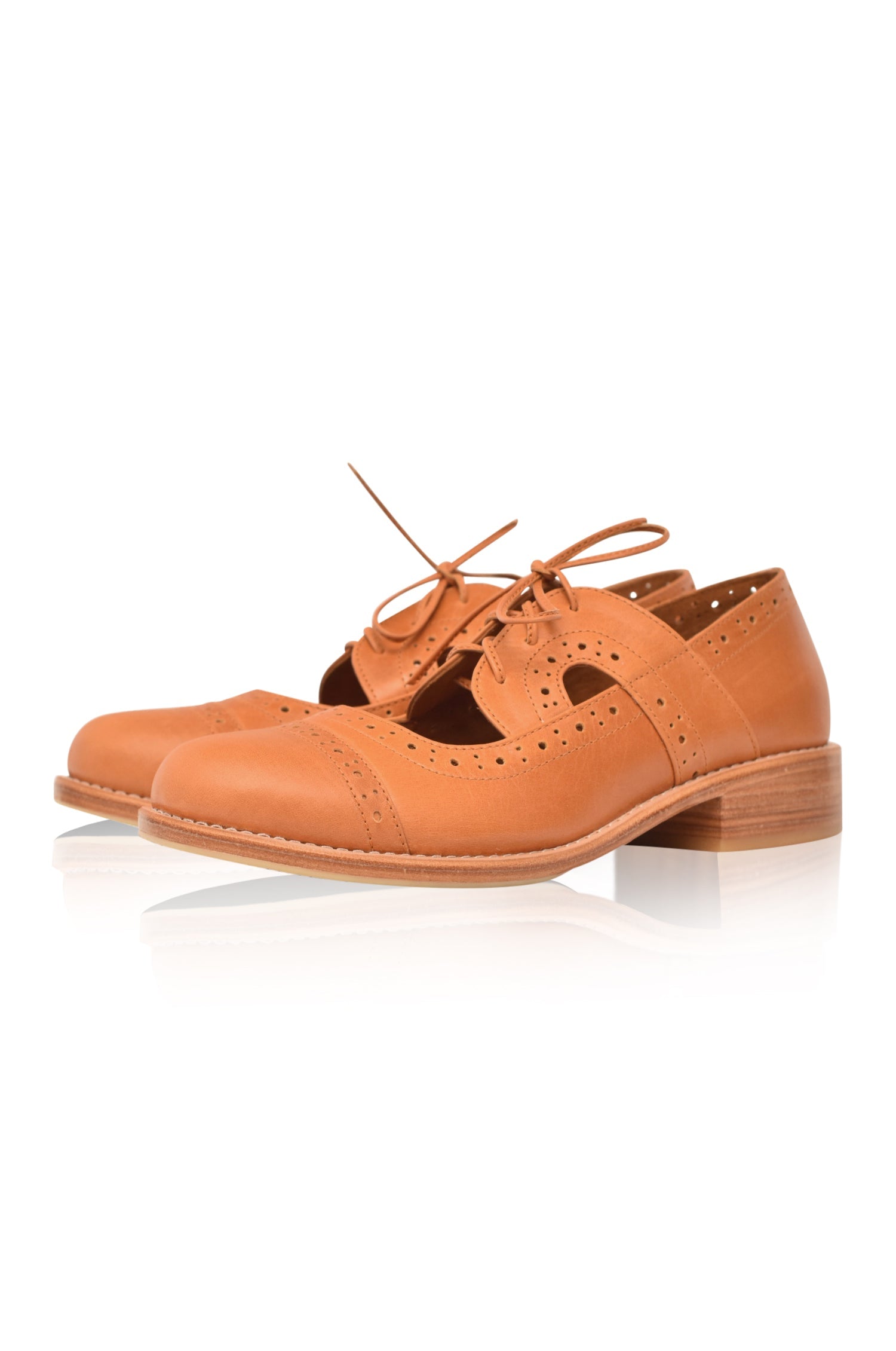 Buy Scandinavia Leather Oxfords by Bali ELF