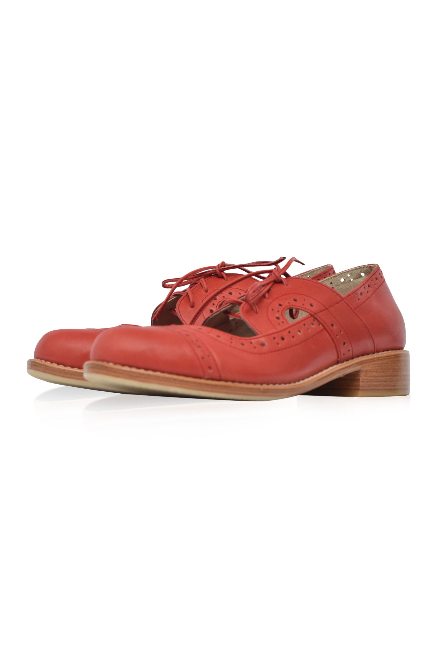 Buy Scandinavia Leather Oxfords by Bali ELF