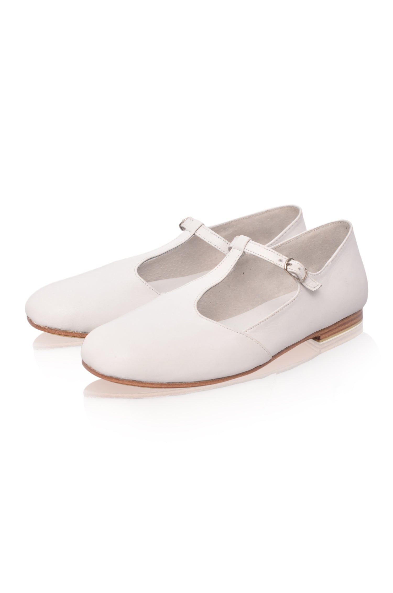 Buy Simplicity Round Toe Ballet Flats by Bali ELF