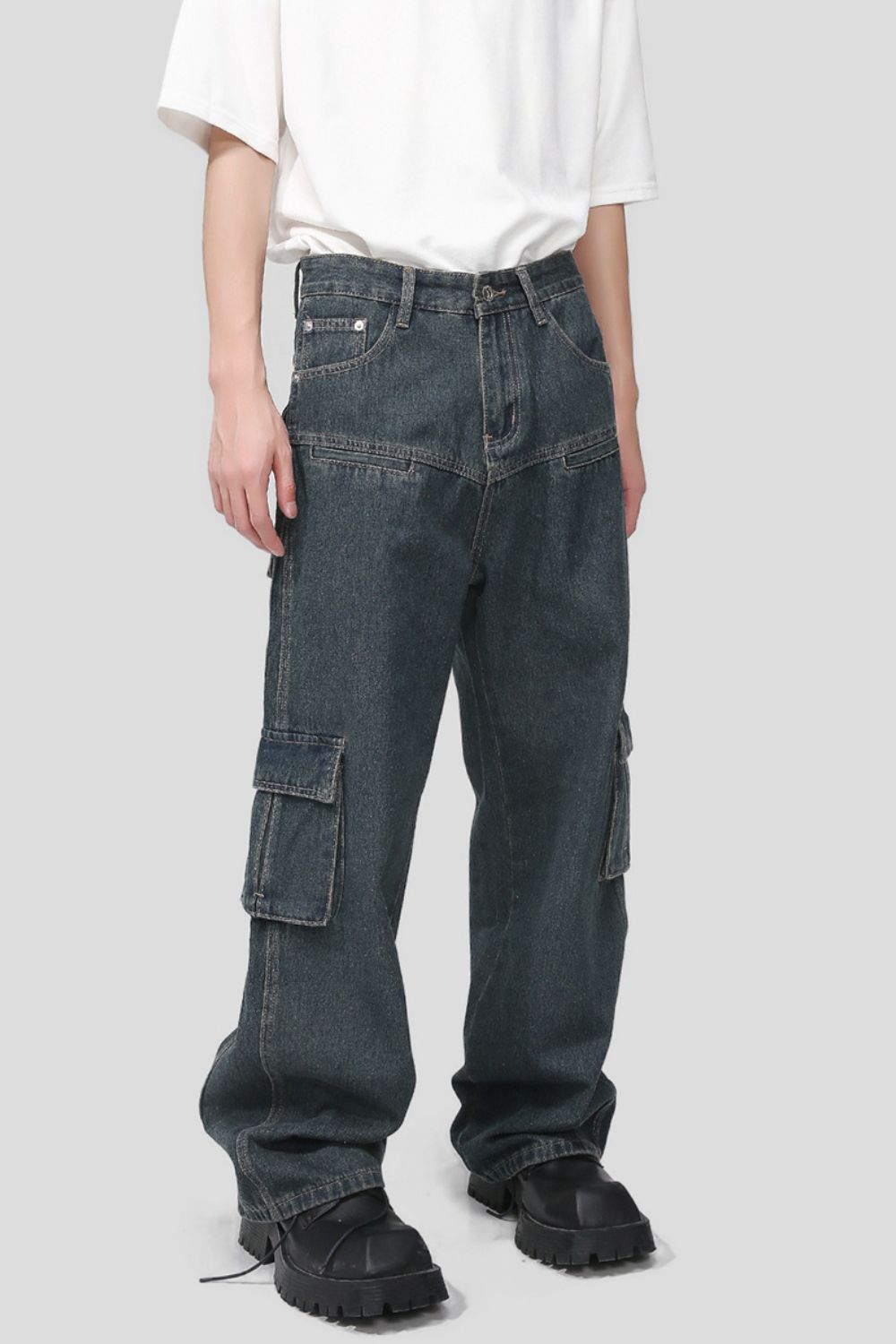 Buy Men's Multi Pocketed Cargo Jeans by Faz