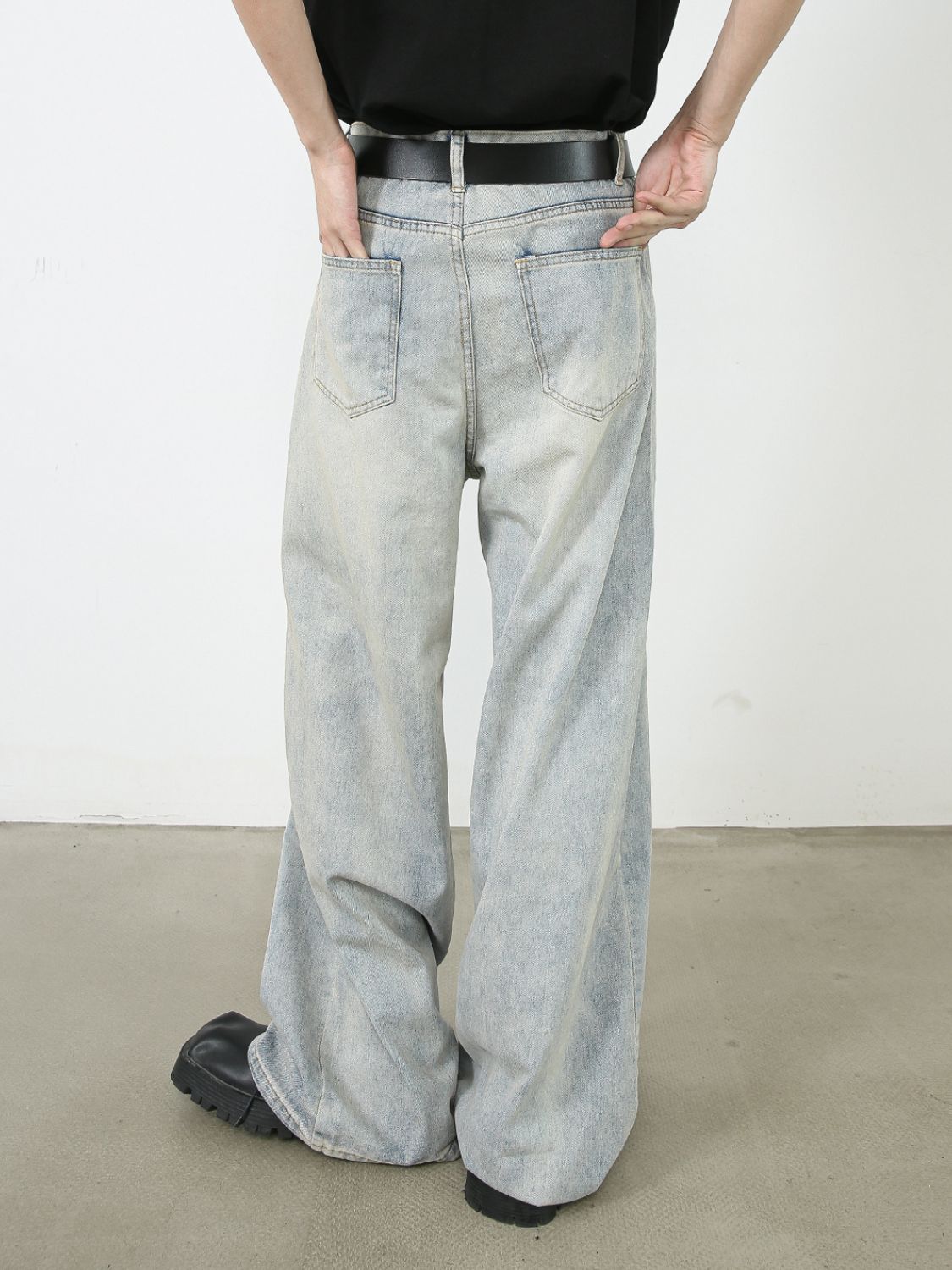 Buy Men's Wide Leg Jeans with Pockets by Faz
