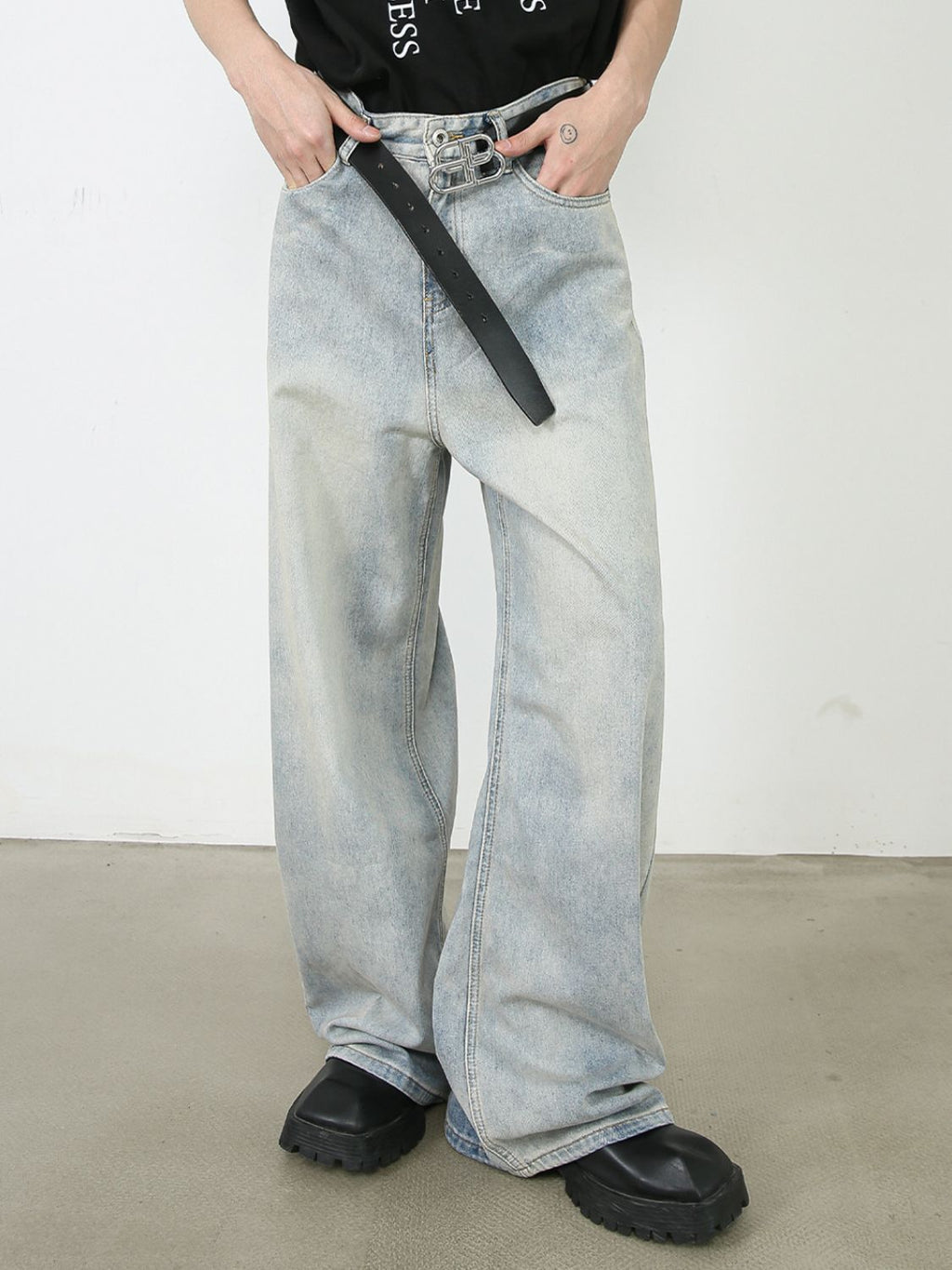 Buy Men's Wide Leg Jeans with Pockets by Faz