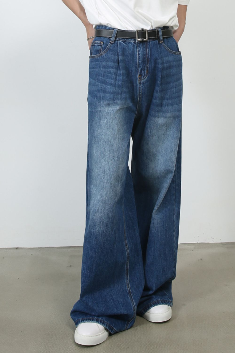 Buy Men's Baggy Jeans with Pockets by Faz