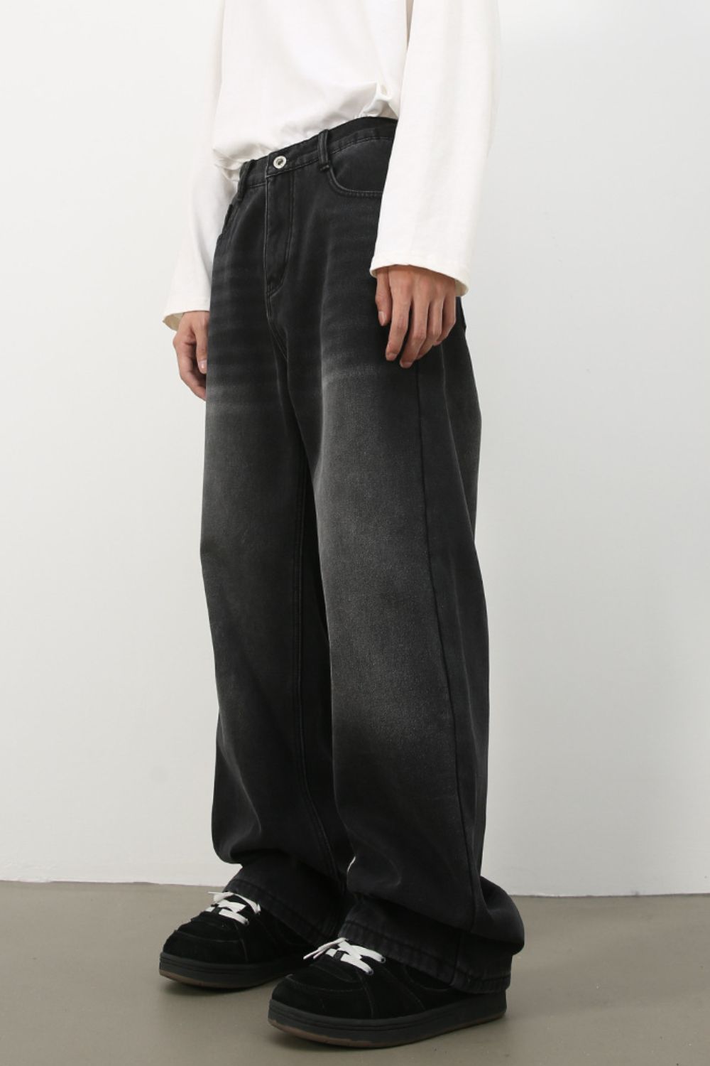 Buy Men's Wide Leg Jeans by Faz