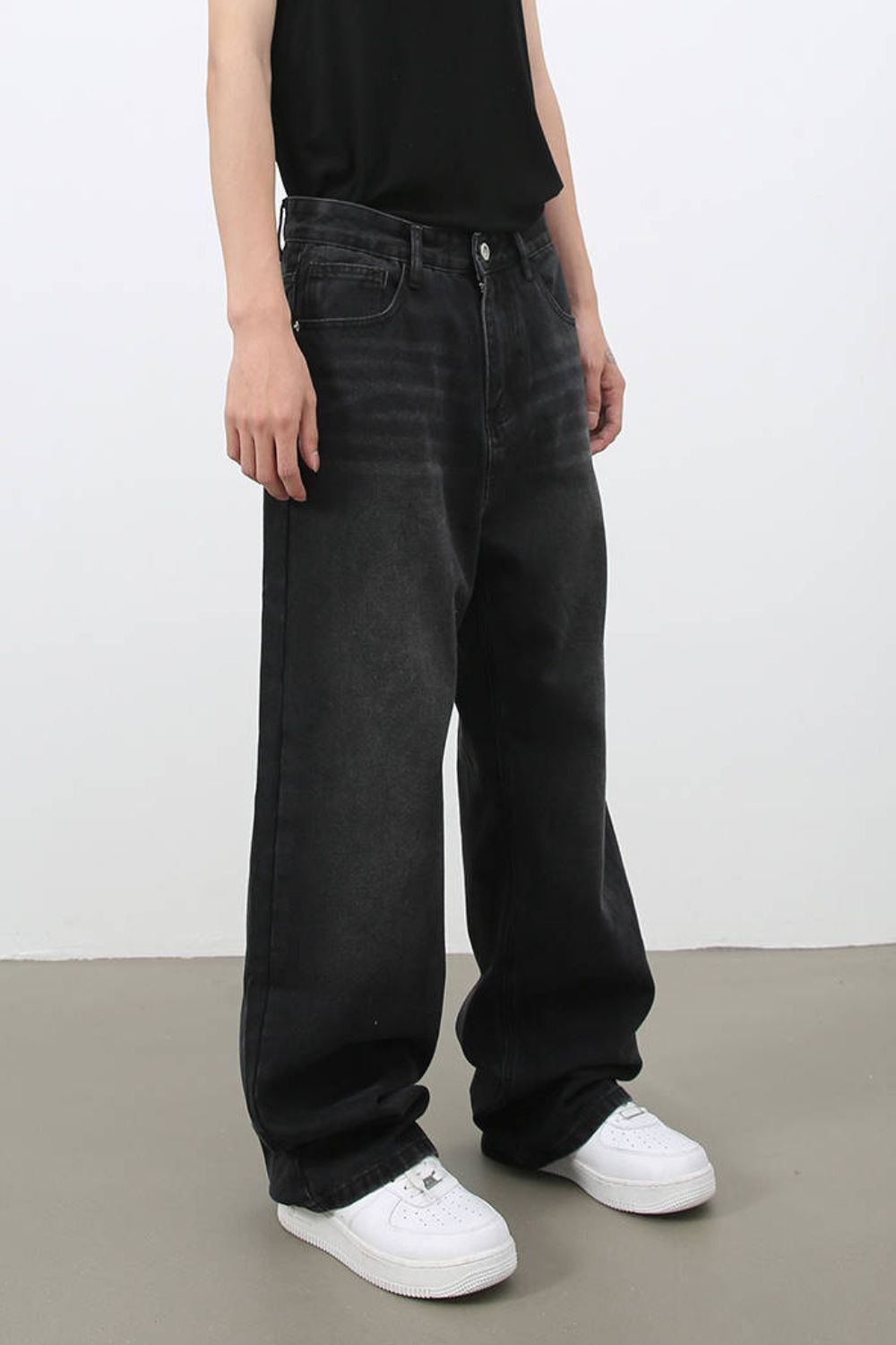Buy Men's Wide Leg Jeans with Pockets by Faz