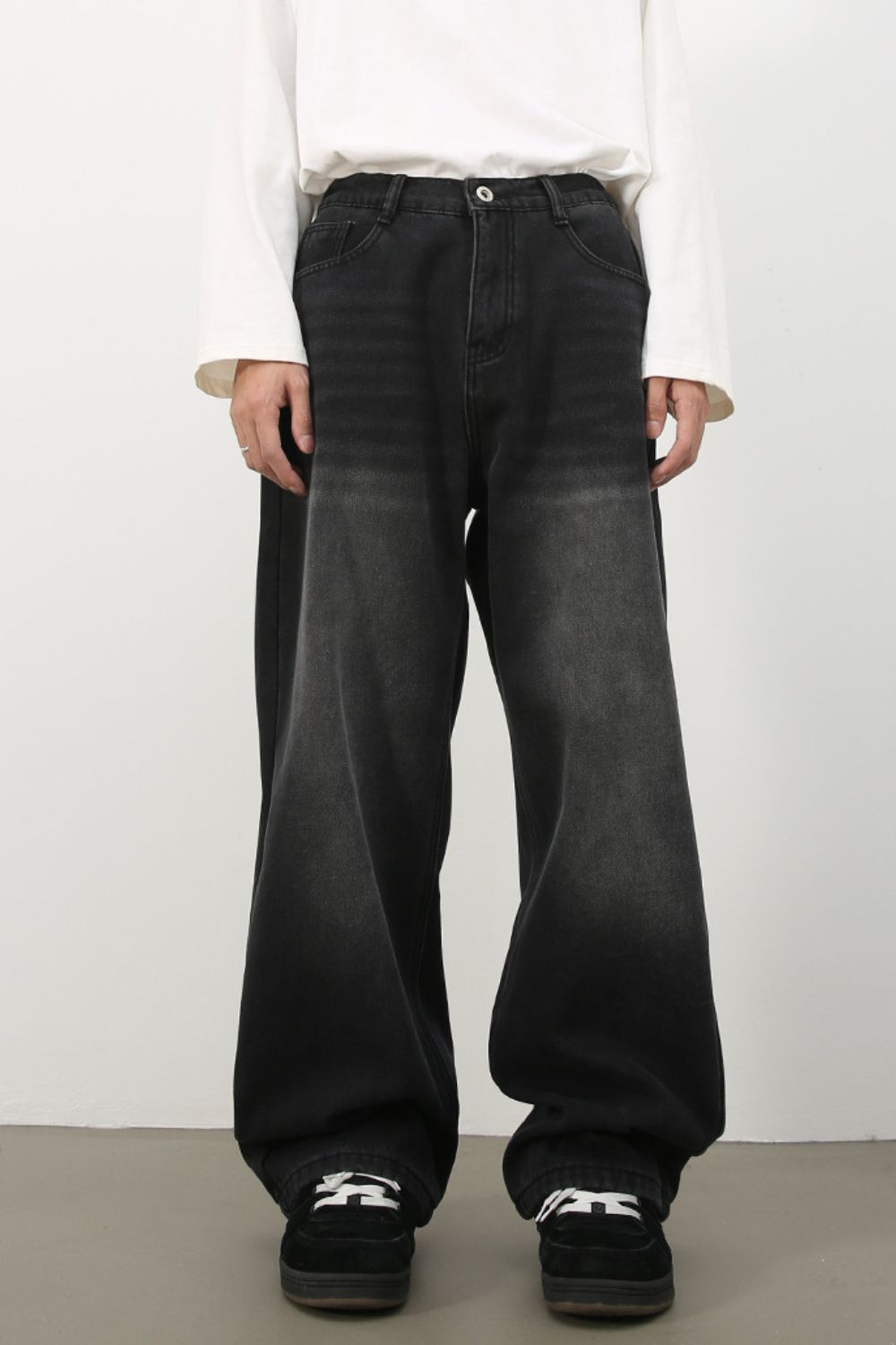 Buy Men's Wide Leg Jeans by Faz