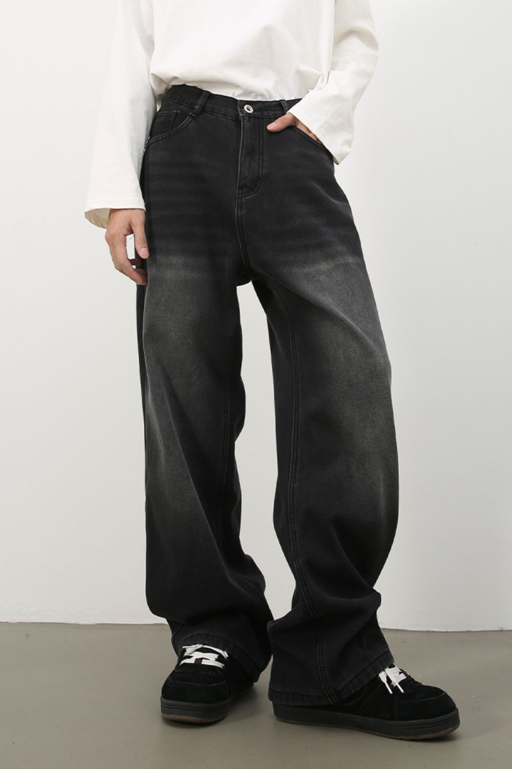Buy Men's Wide Leg Jeans by Faz