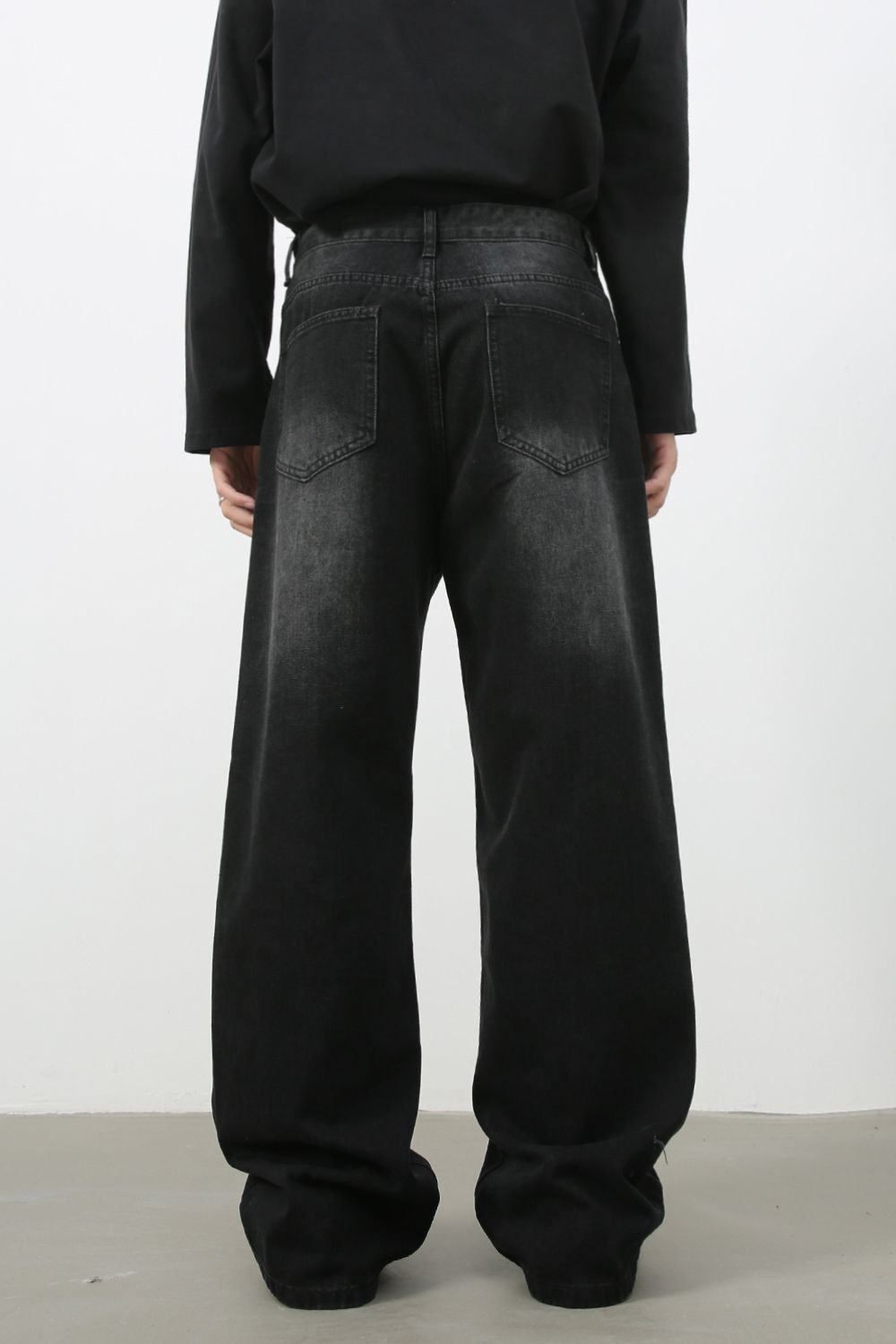 Men's Mid Rise Wide Leg Jeans