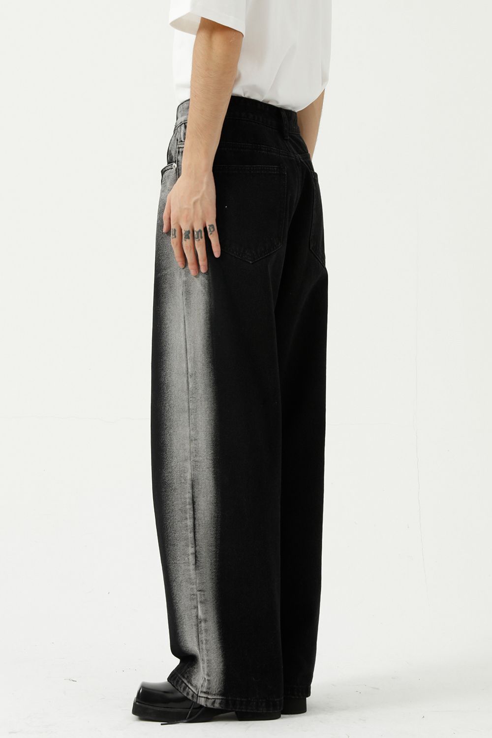 Buy Side Contrast Jeans with Pockets by Faz