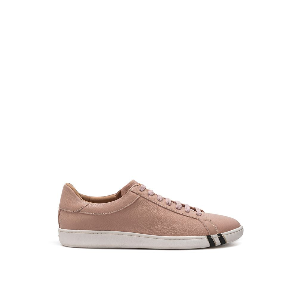 Elegant Pink Leather Sneakers for the Style-Savvy