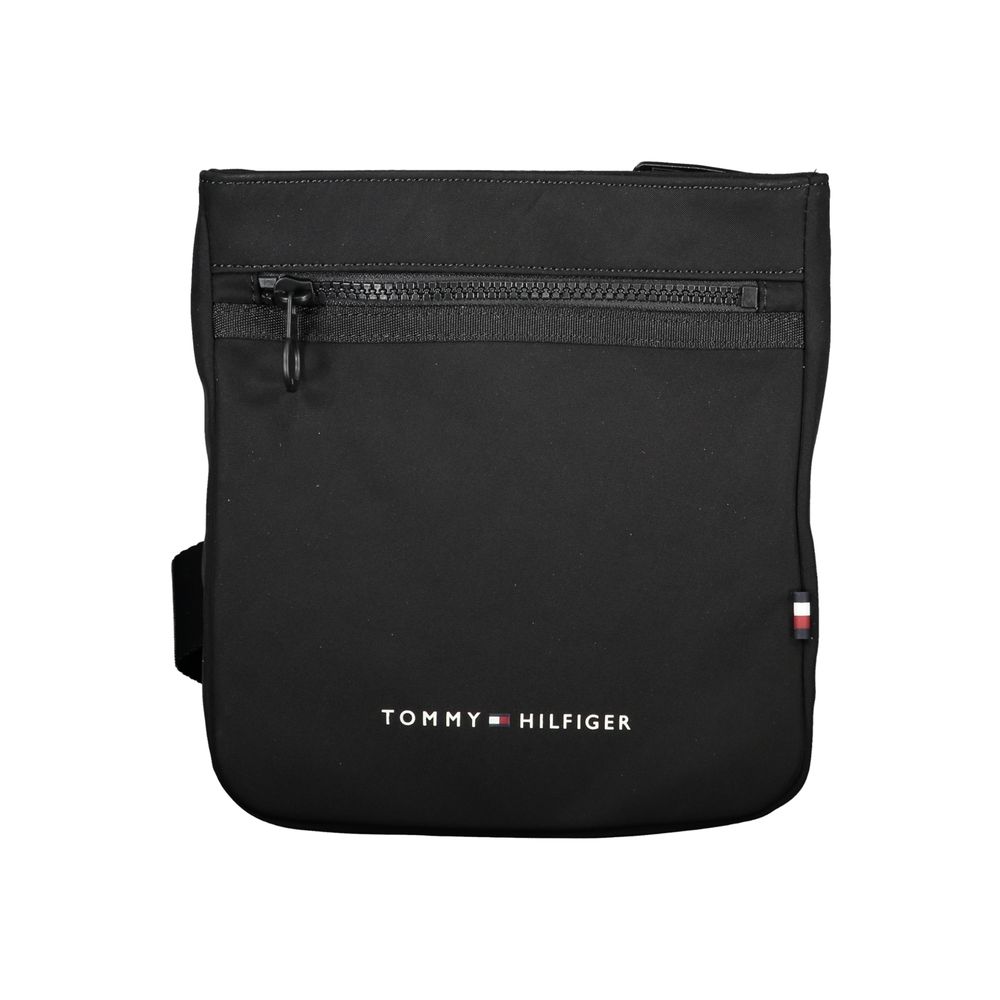 Sleek Black Shoulder Bag with Contrasting Detail
