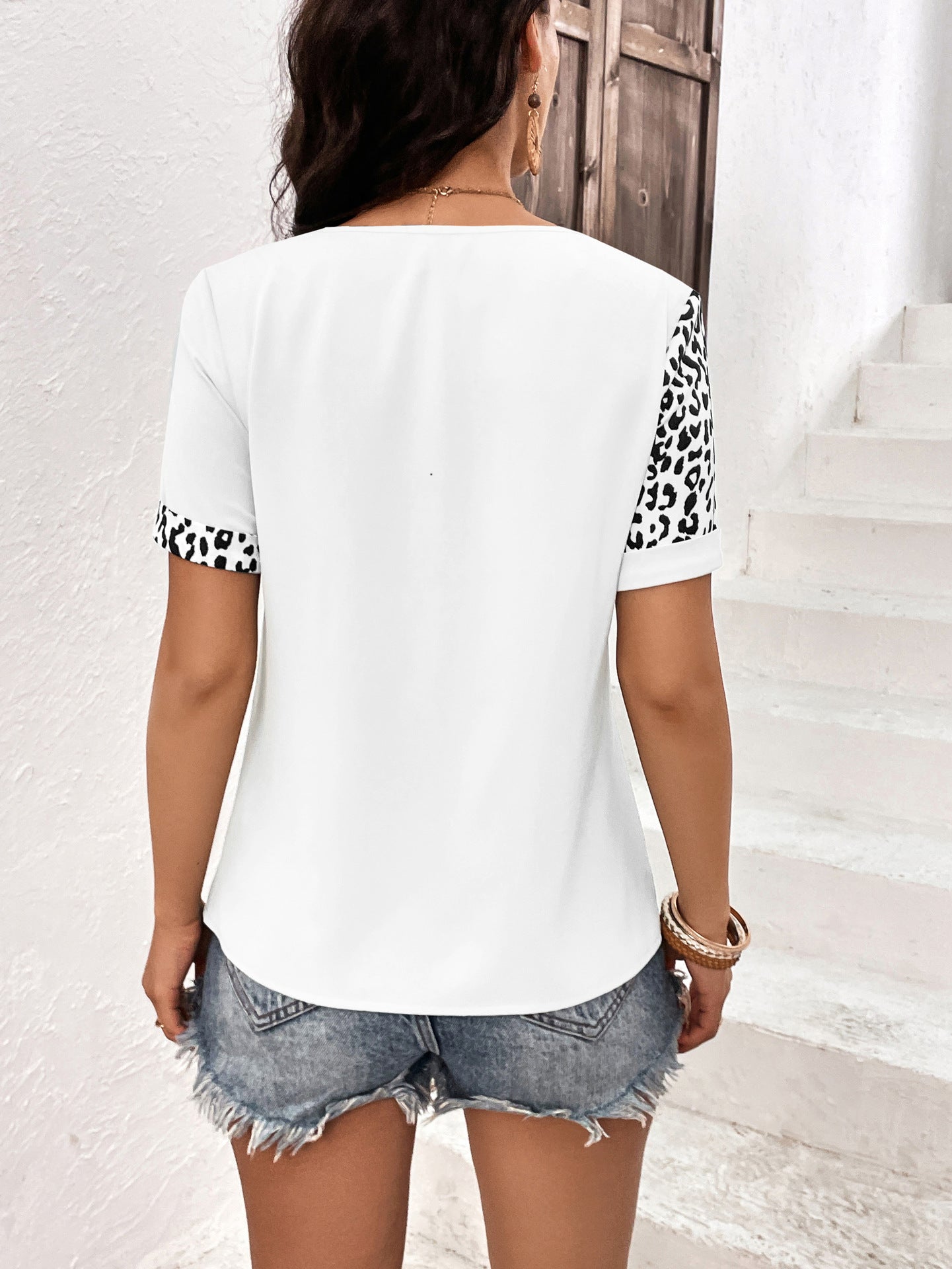Buy Leopard Round Neck Short Sleeve Tee by Faz
