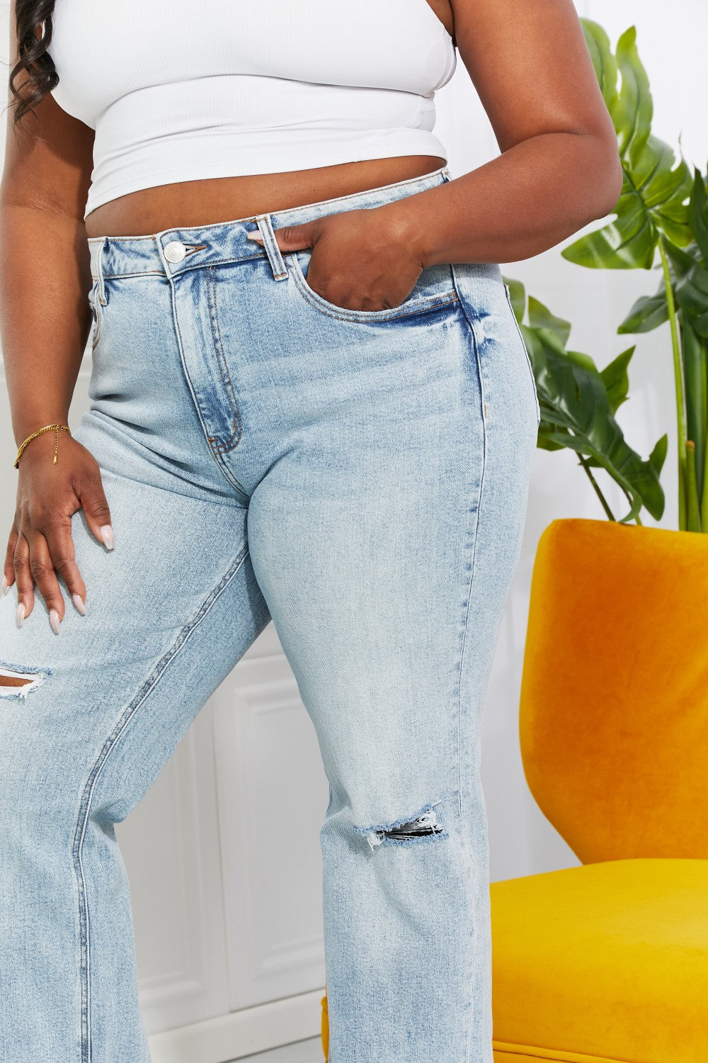 Buy Allie 90's Dad Jean by Vervet by Flying Monkey