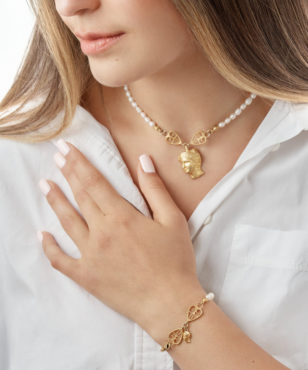 Buy Goddess Anahit Bracelet by Arubani