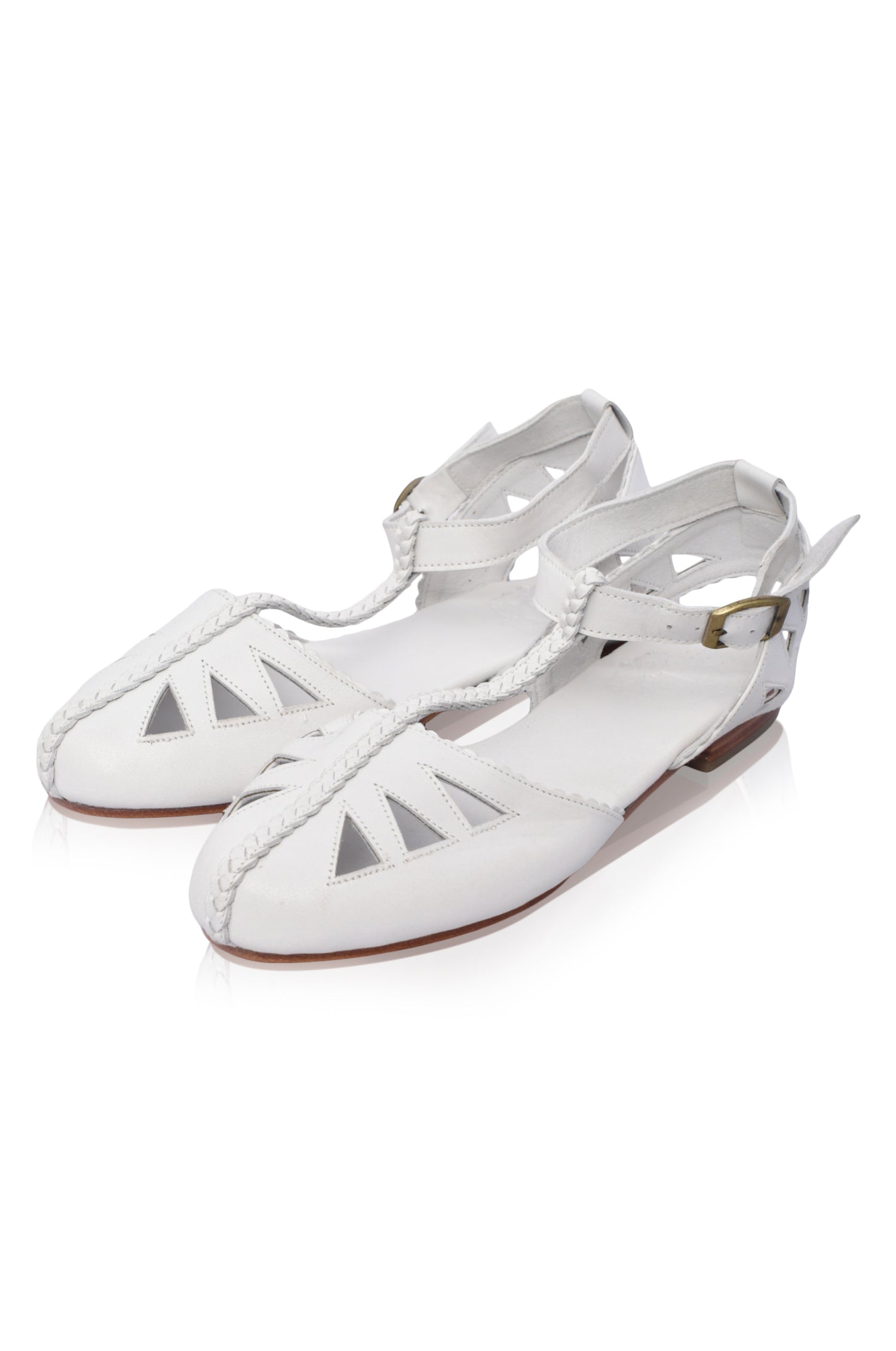 Buy Bounty T-strap Leather Sandals by ELF