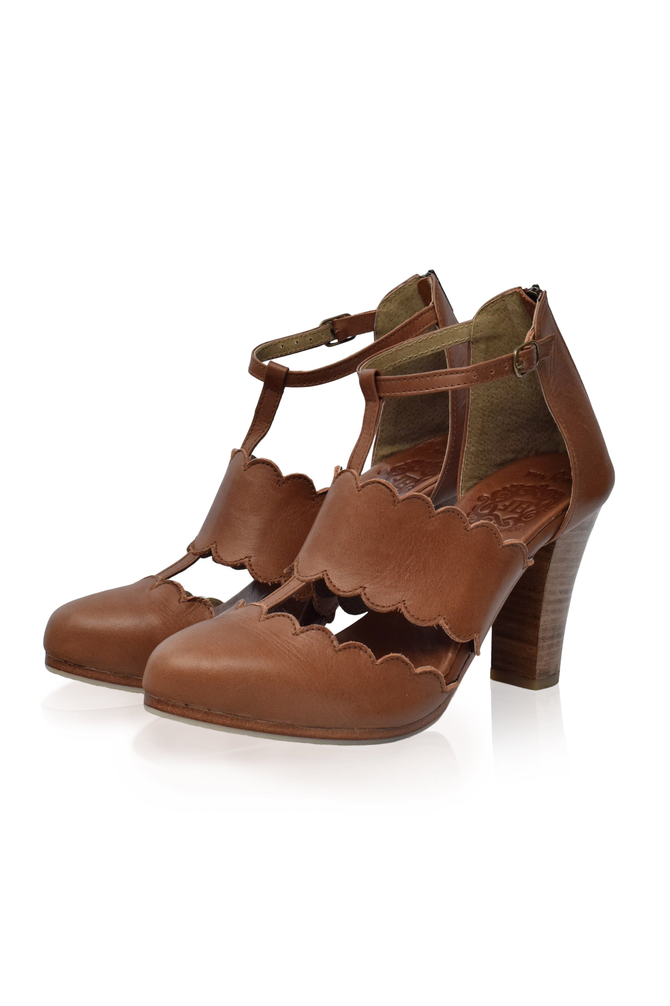 Buy Incognito Leather Heels by ELF