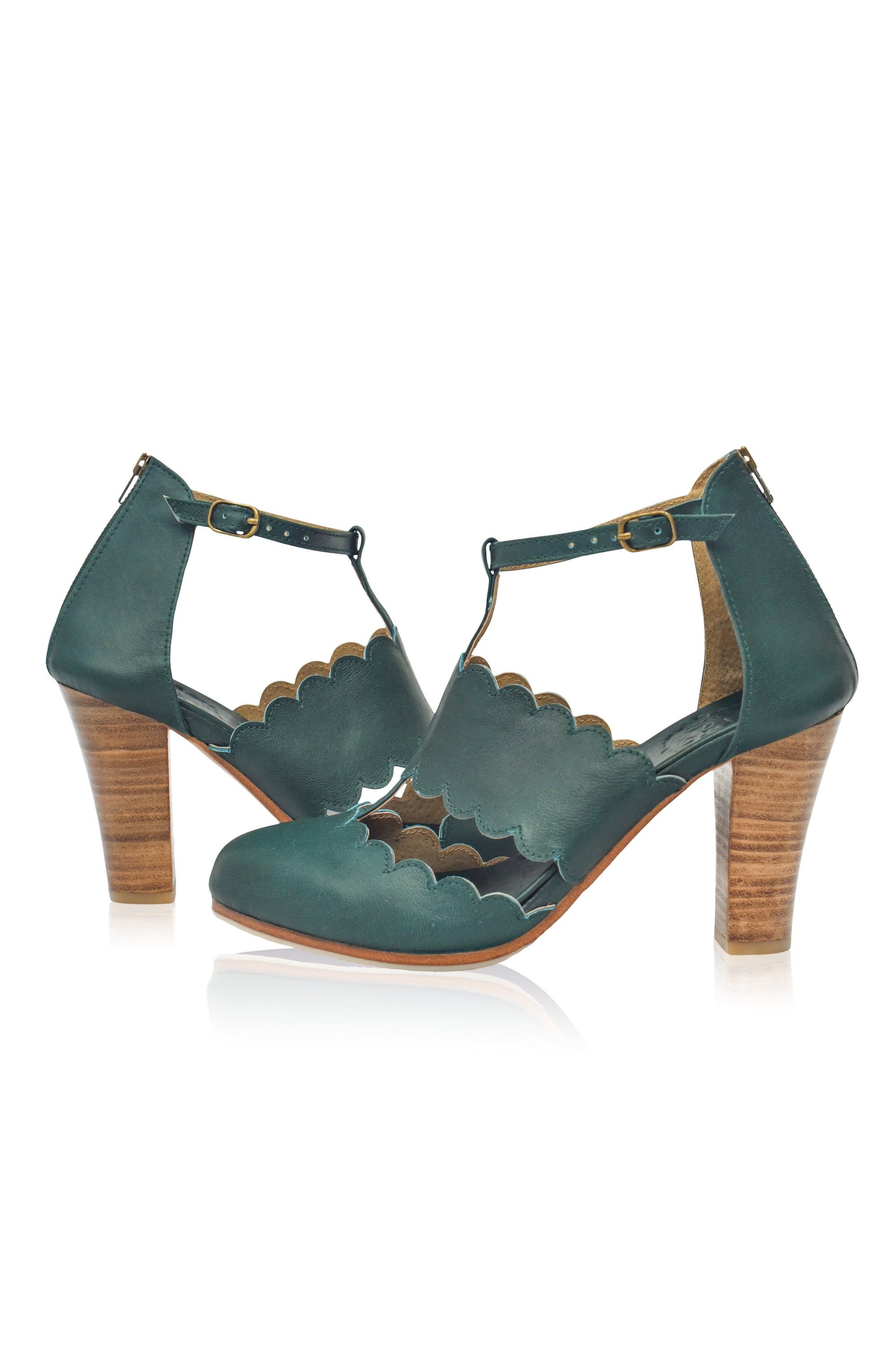 Buy Incognito Leather Heels by ELF