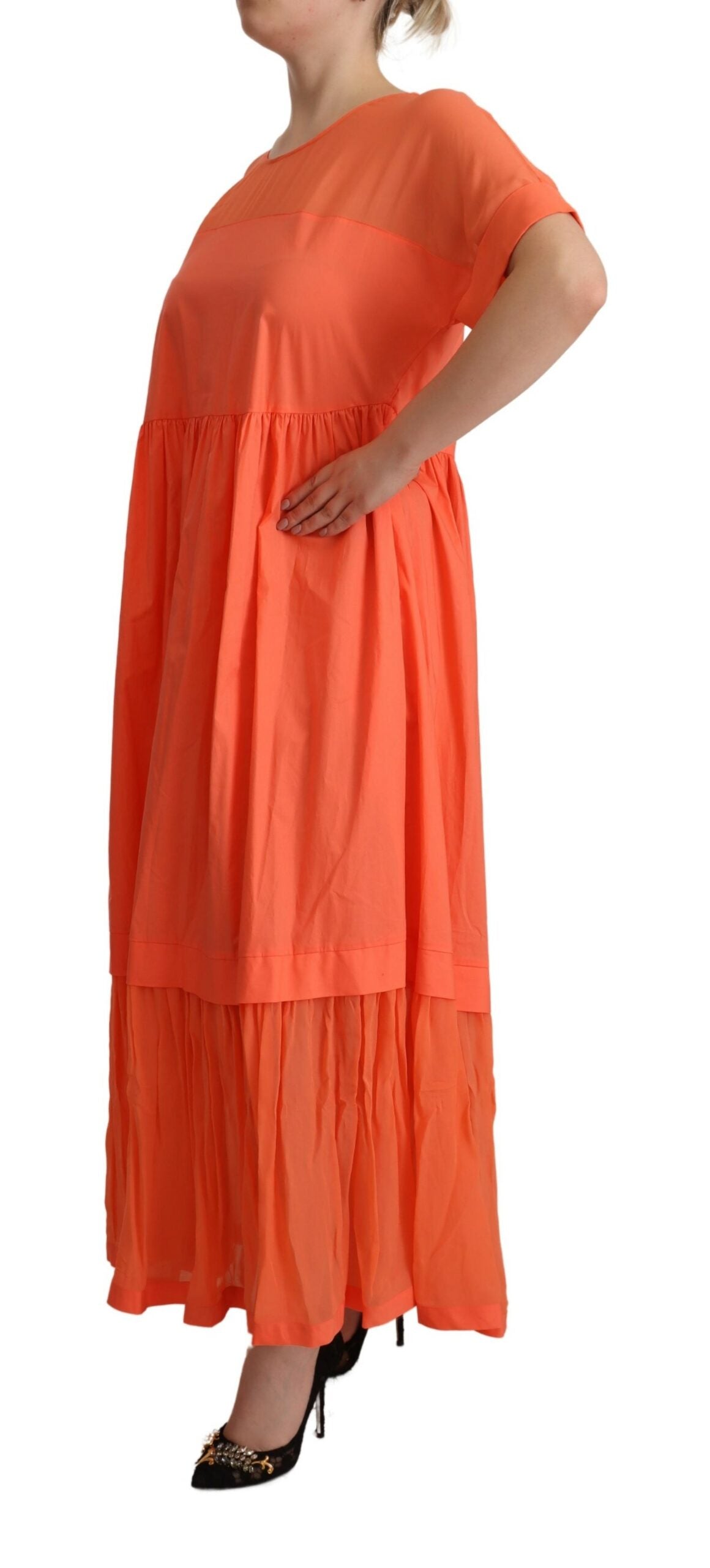 Elegant Coral Maxi Dress with Short Sleeves