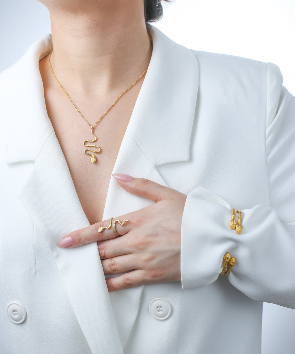 Buy Snake Collection Necklace by Arubani