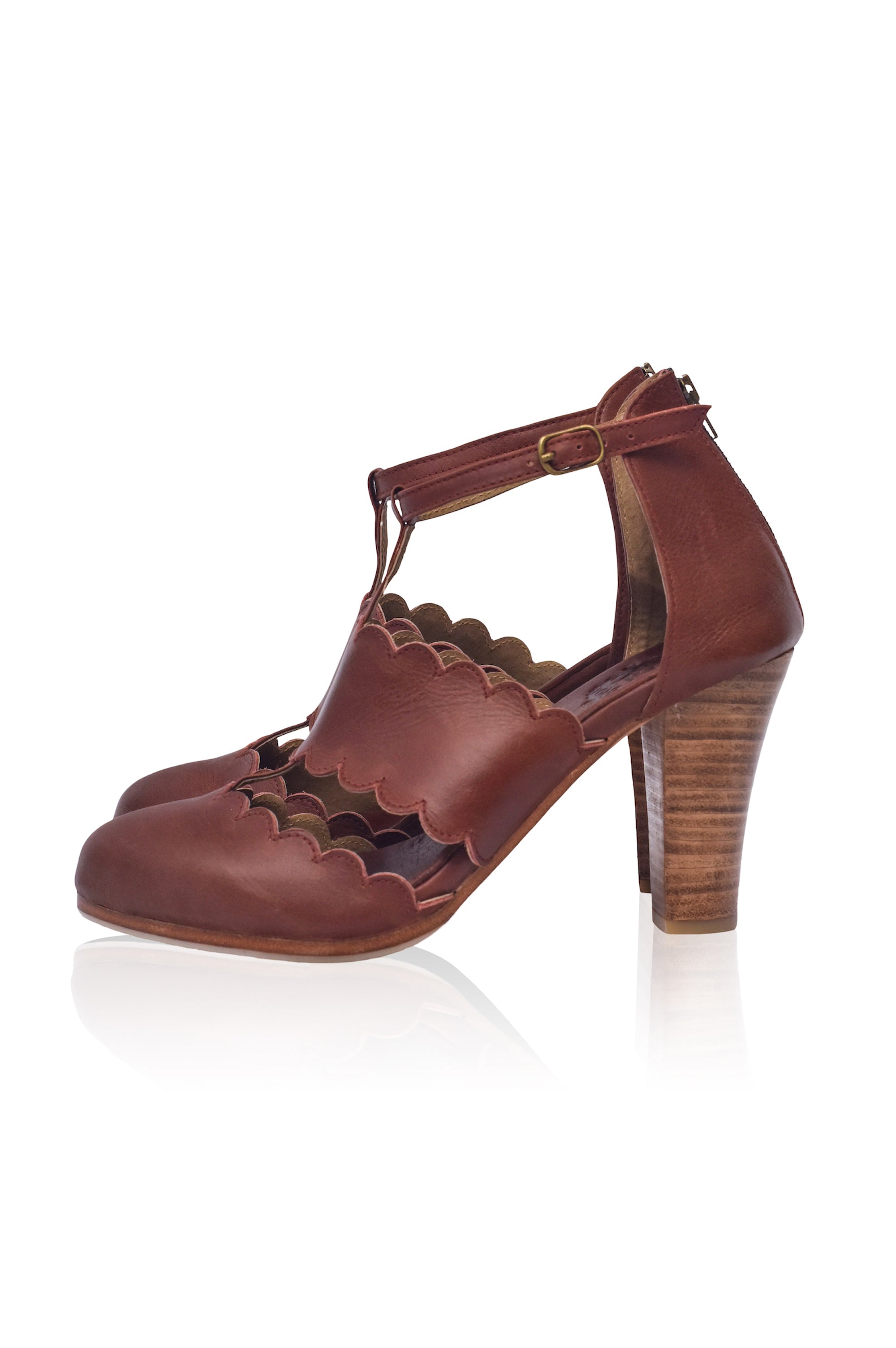 Buy Incognito Leather Heels by ELF