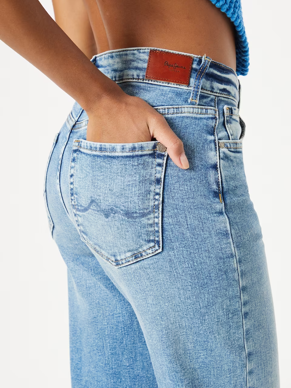 Buy Pepe Jeans LEXA SKY HIGH Jeans by Pepe Jeans