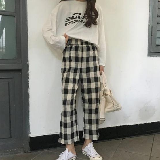 Buy Plaid Wide Leg Weekend Pants by White Market