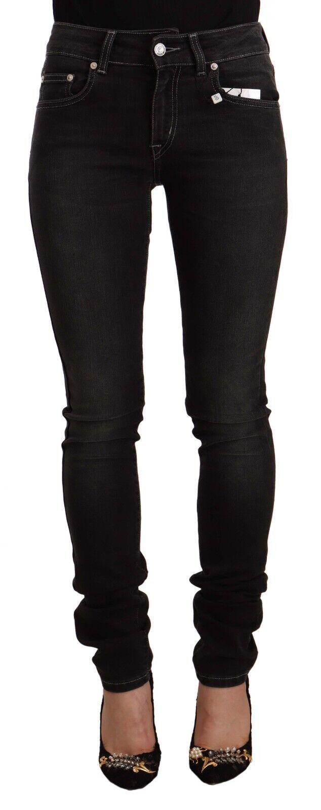 Chic Slim-Fit Black Washed Jeans