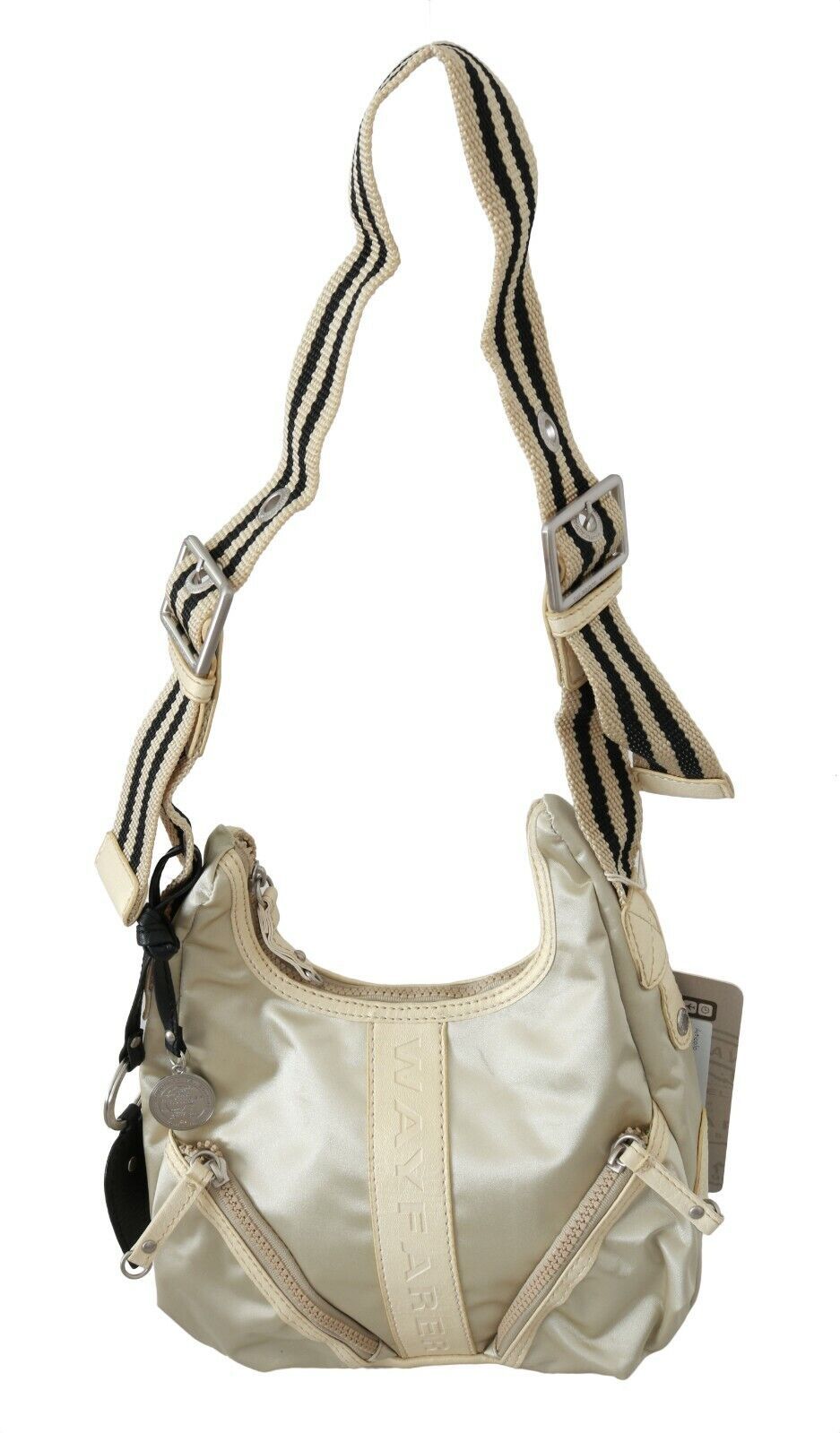 Chic White Fabric Shoulder Bag - Perfect for Any Occasion